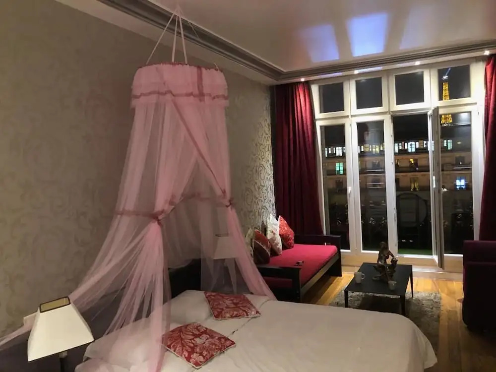 Vip Elysées Rent