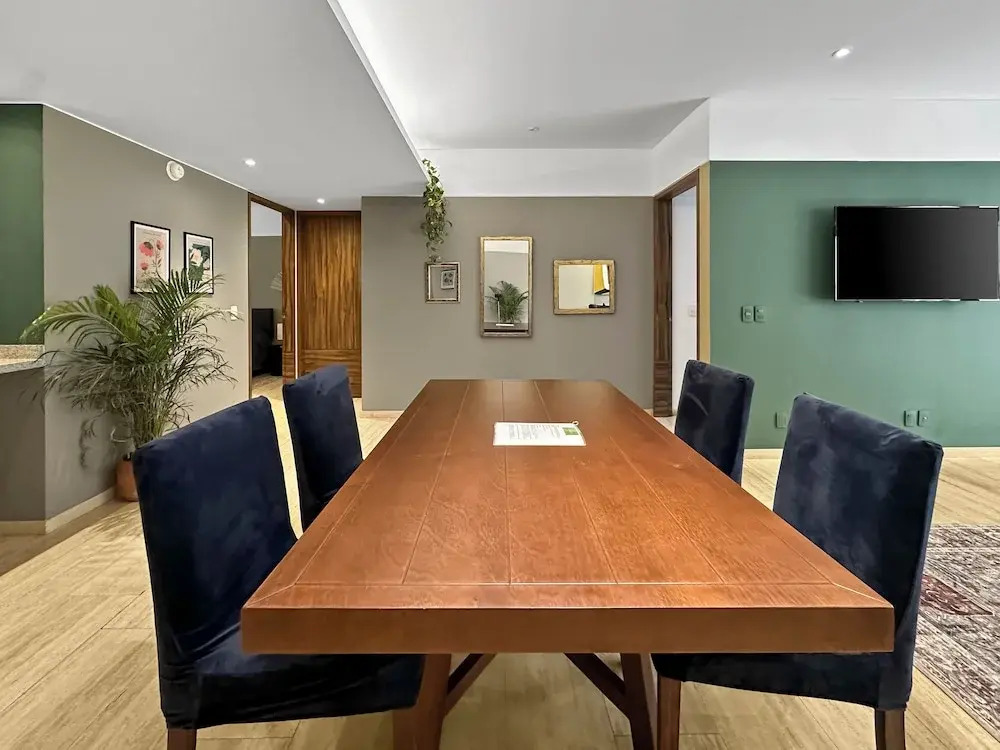 23Gh3 2BR 2.5 Baths with a Private Patio