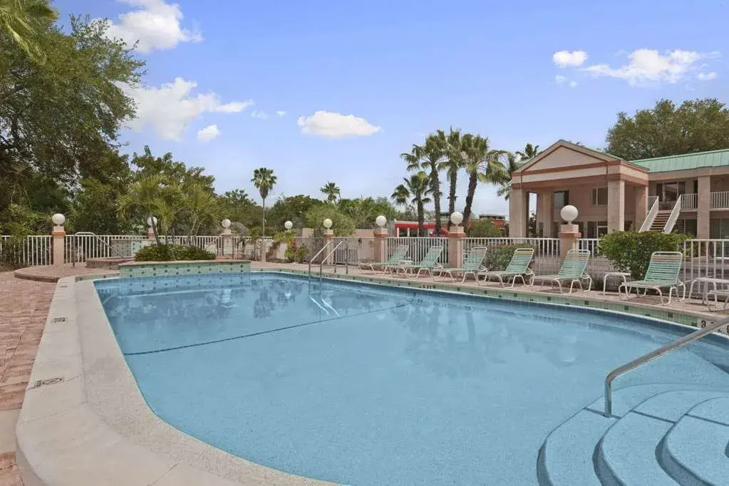 Ramada Limited & Suites - Clearwater