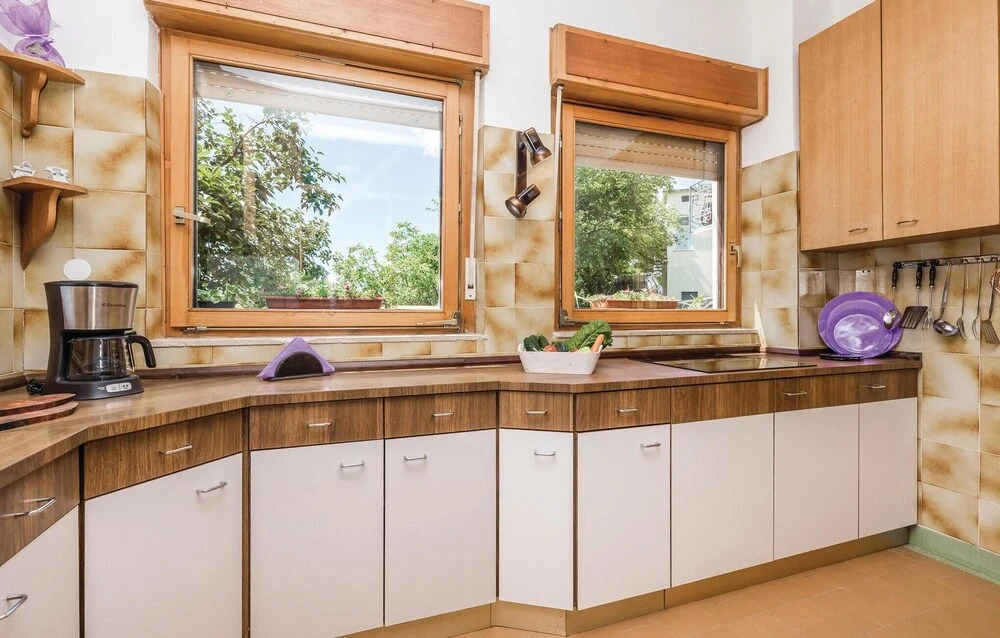 Awesome Home in Bregi With Wifi and 2 Bedrooms