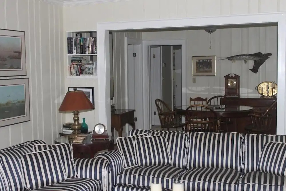 Kloeppel 3 Bedroom Home by Redawning