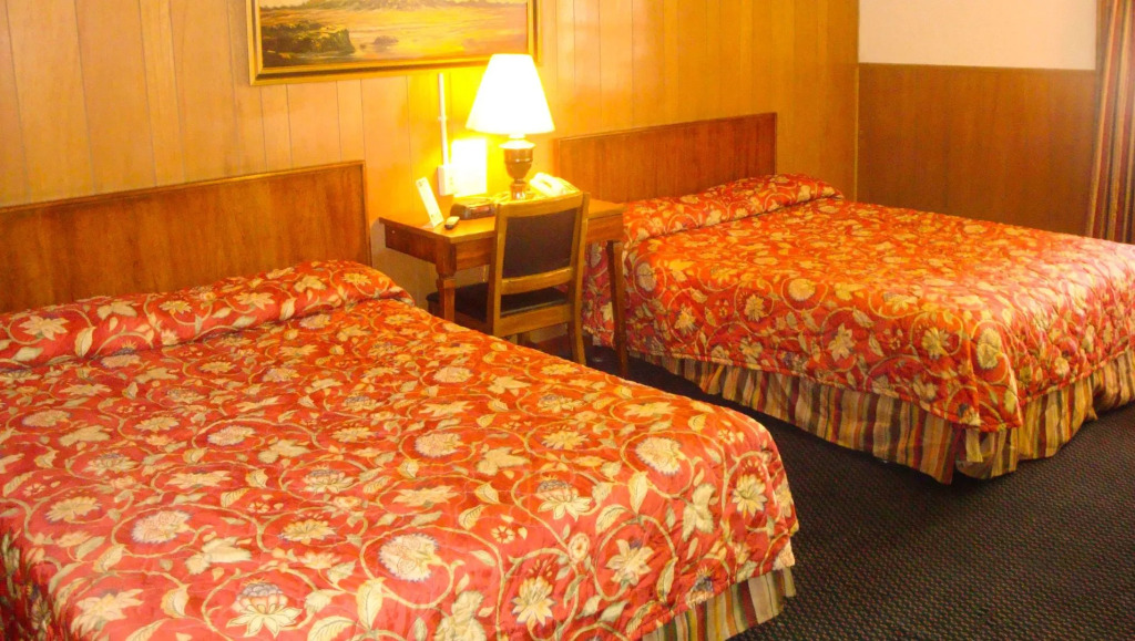 Golden Wheat Budget Host Inn Junction City