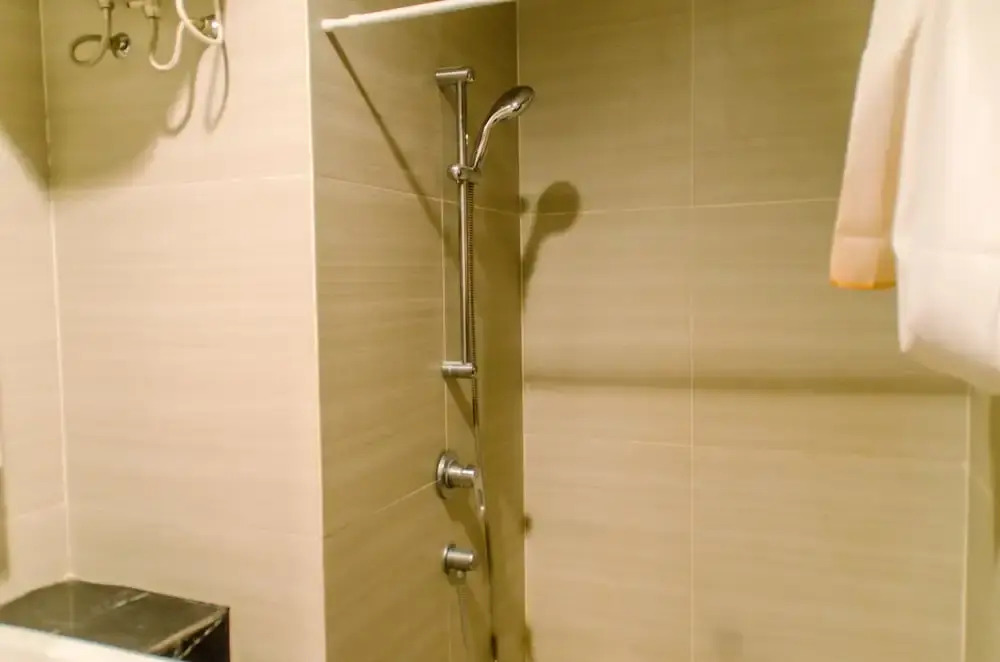 Comfort and Simply Studio at West Vista Apartment