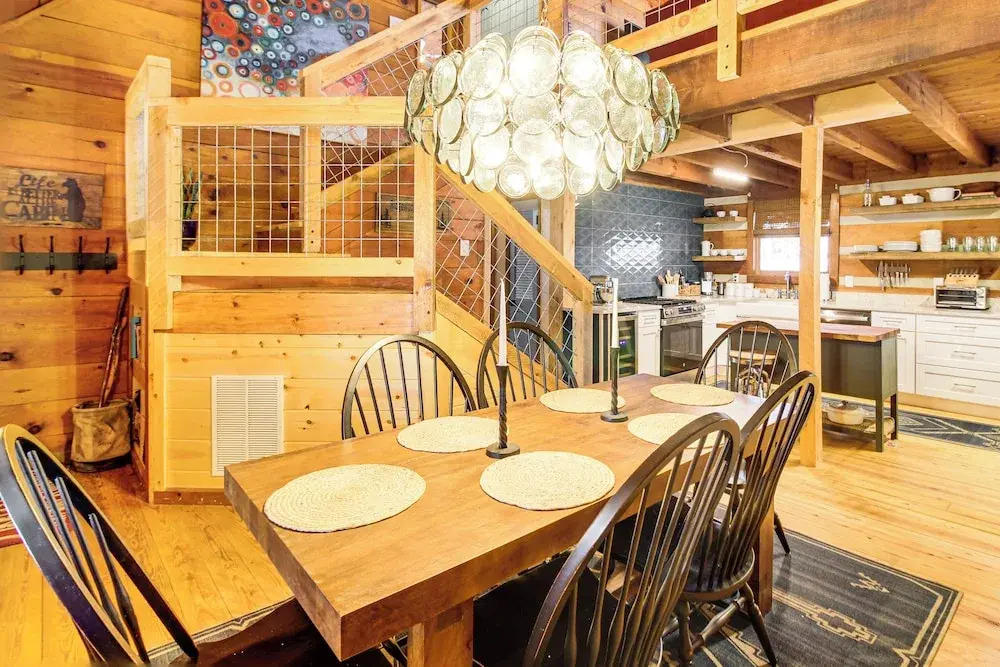 3 Mi to Dtwn Ellijay: Tree-lined Cabin w/ Deck!