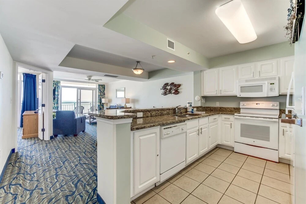 Paradise Resort 410