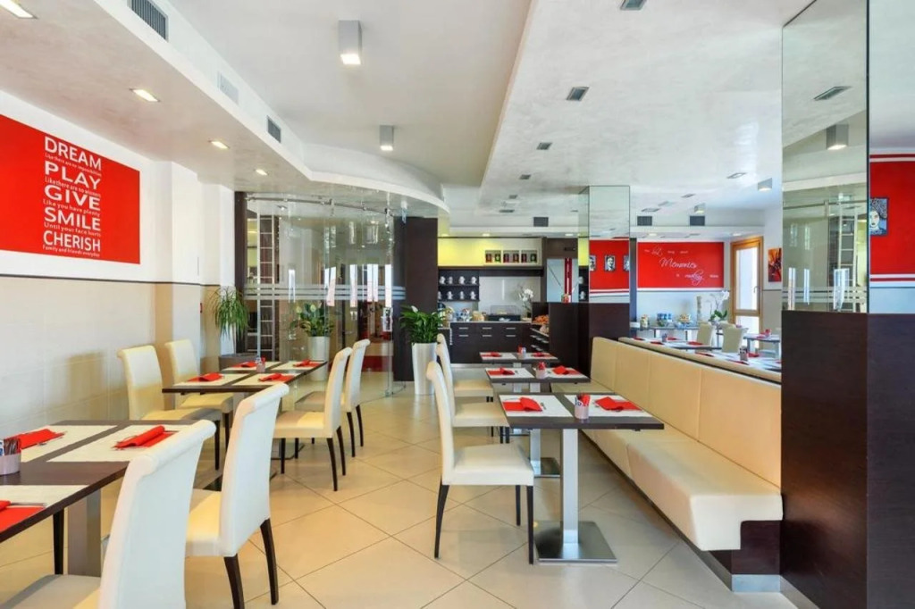 Kairos Garda Hotel