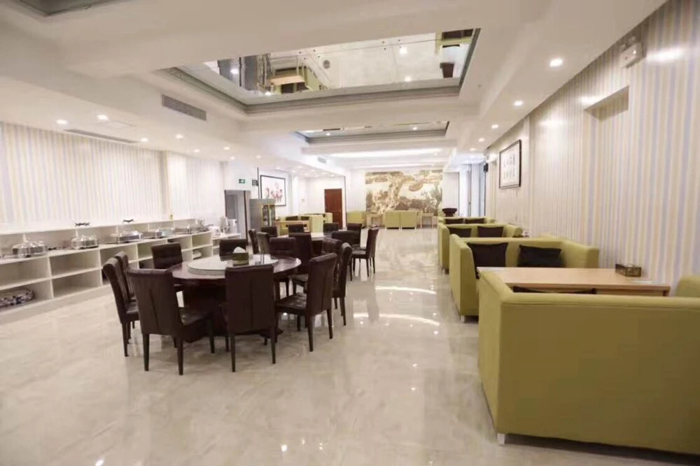 HS Forest Hotel