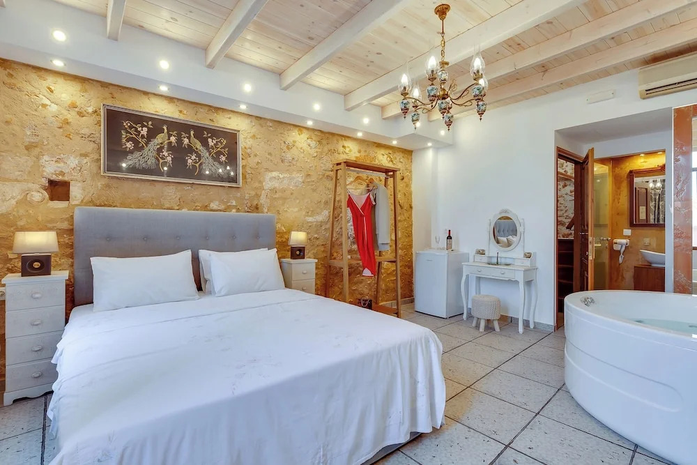Hamam Suites Portou