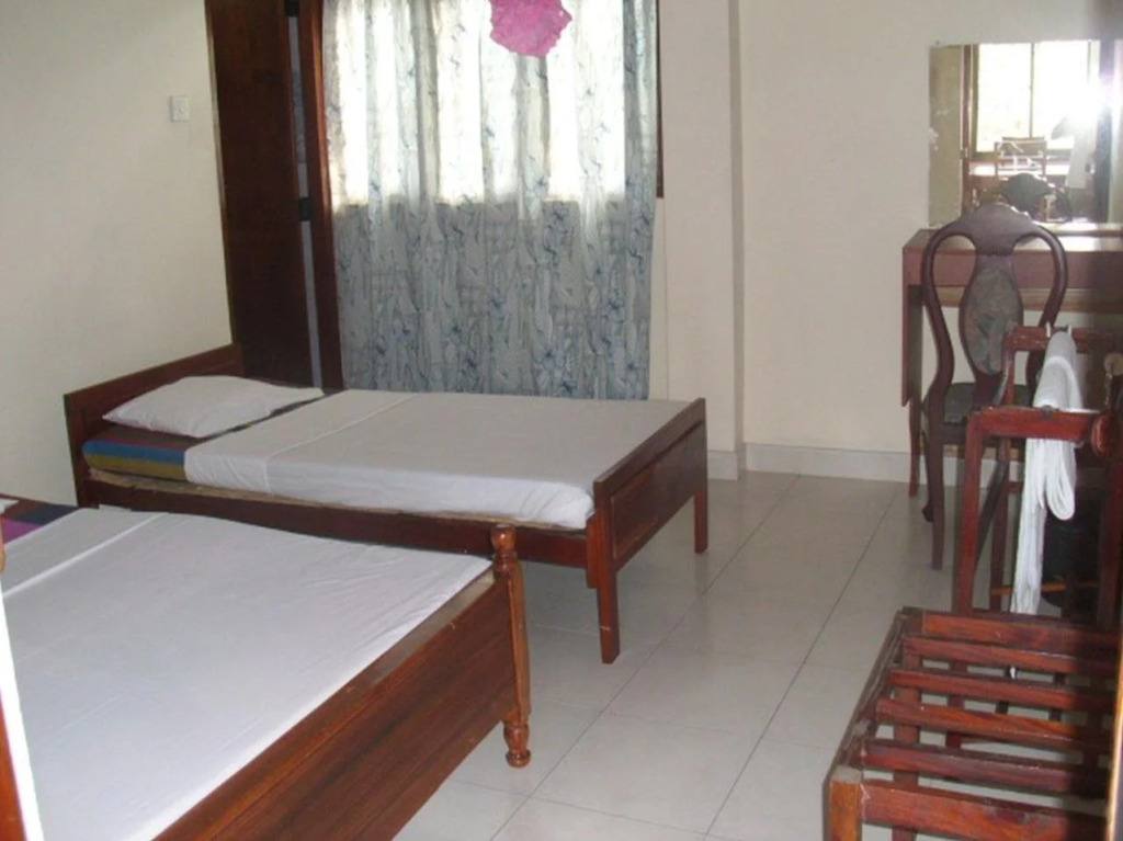 Lake Front Homestay