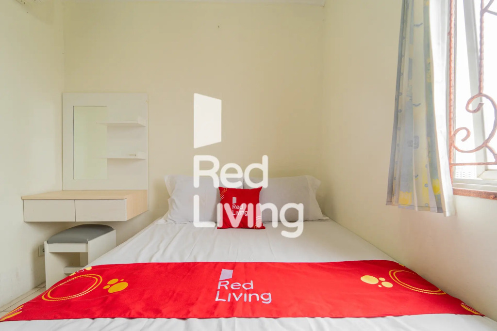 RedLiving Apartemen Mediterania Palace - Meditrans Property Tower B