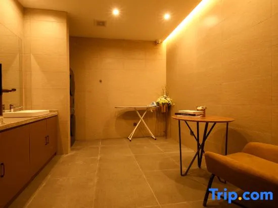 Rujia Superior Yun Hotel (Yantai Binhai Square Yantai Mountain Scenic Area)