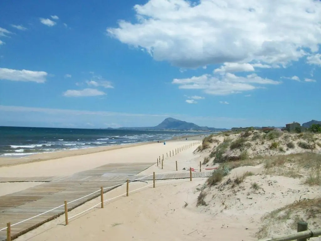 SAN FERNANDO PALACE III - Beach House