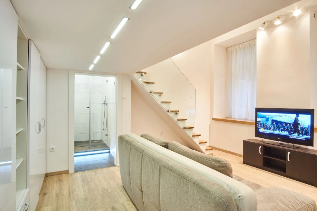 V27 Budapest Apartment