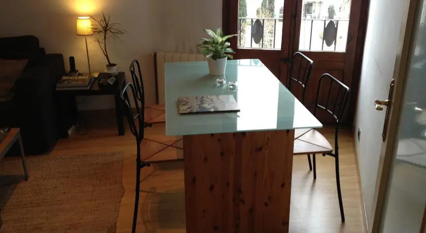 Taulat Apartments