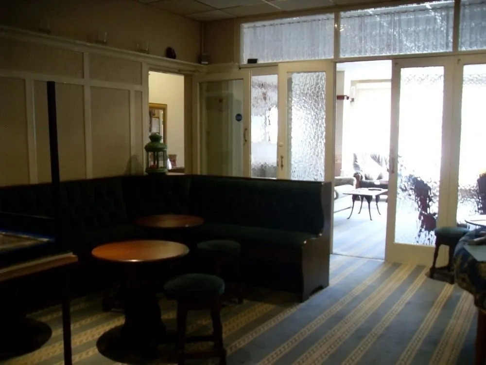 California Guest House