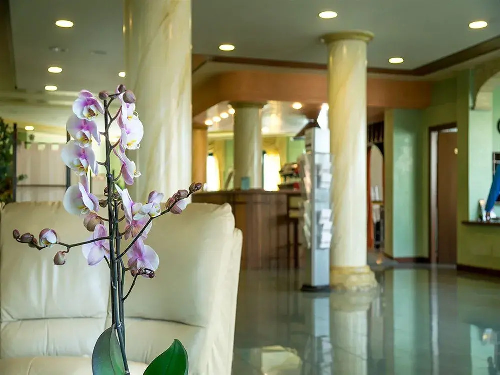 Eden Hotel