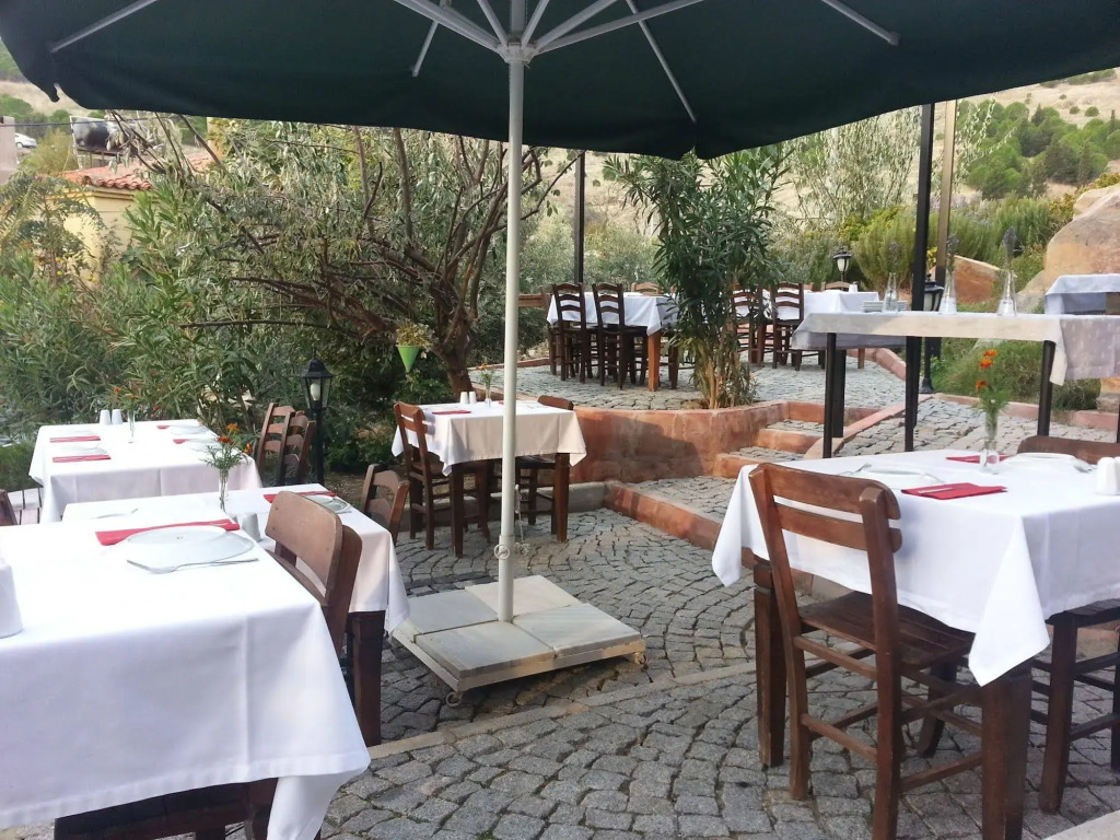 Mitos Hotel