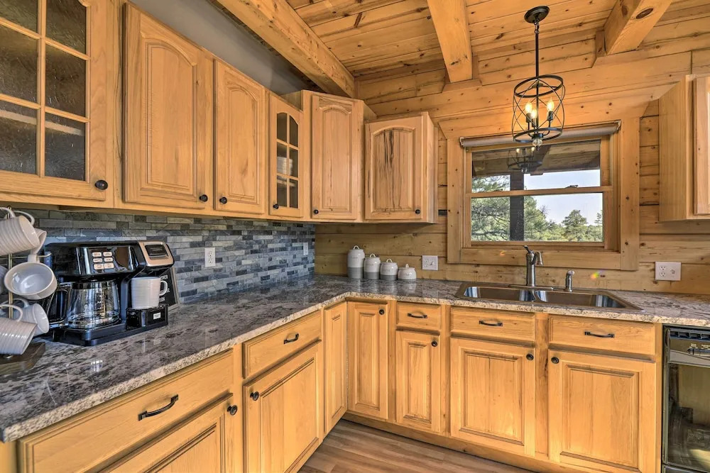 Lazy Beaver Lodge Pagosa Cabin w/ Deck, Fire Pit