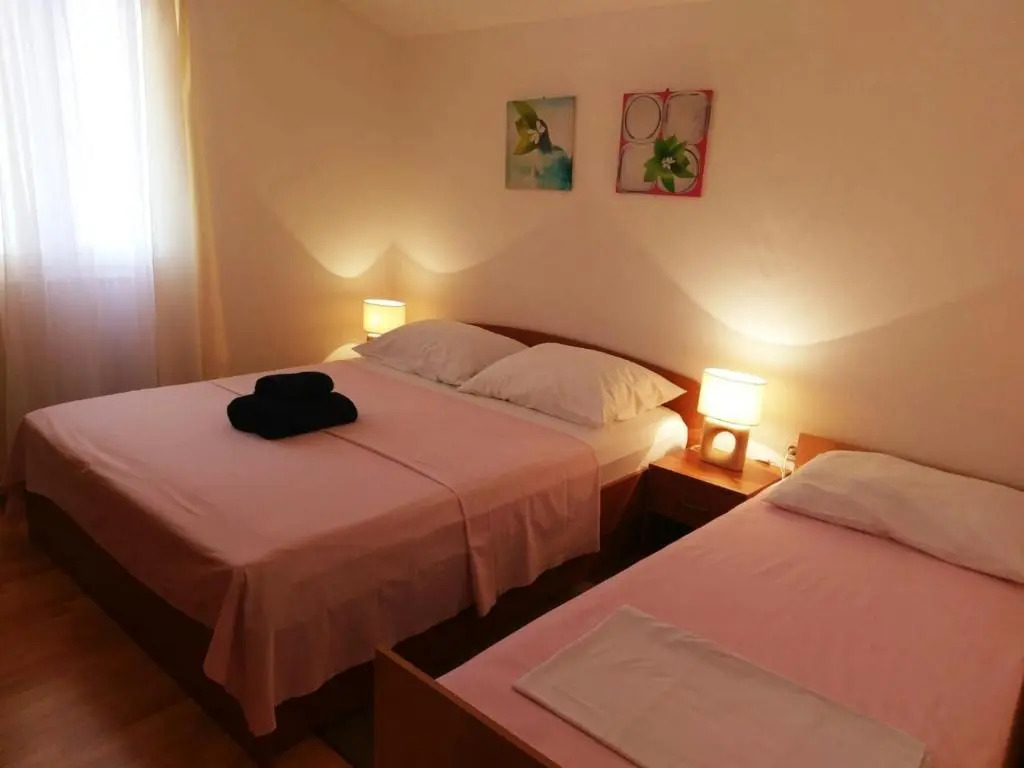 Apartment Aria