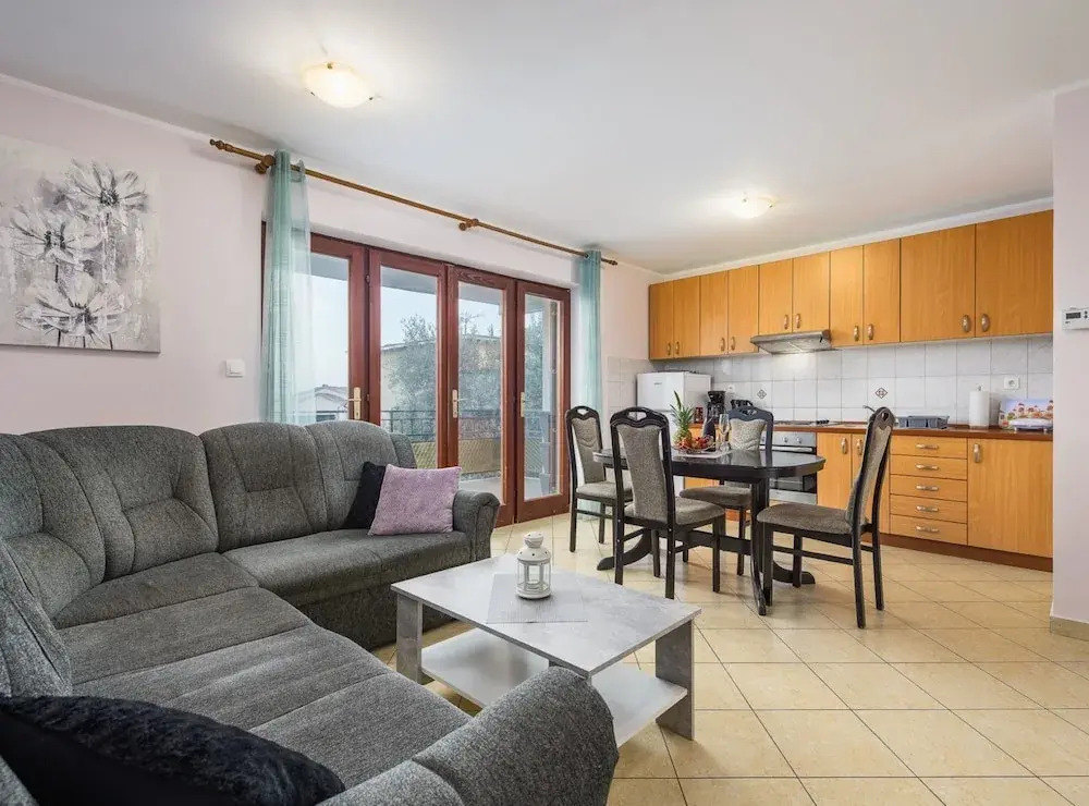 Charming Lovran Apartments With Wonderful Sea View