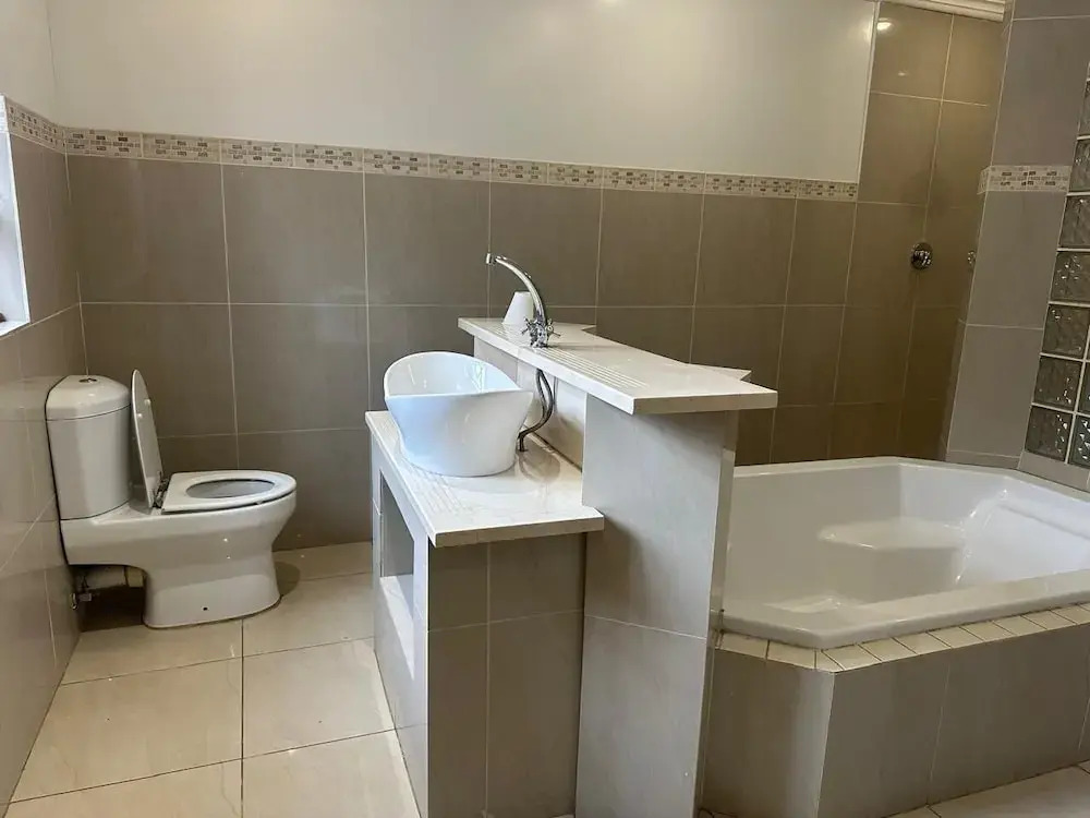 Casa3 Eastgate Mall