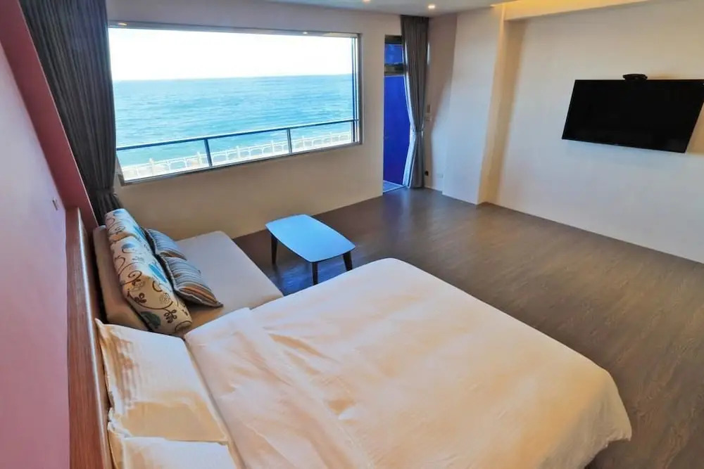 Two Home Inn