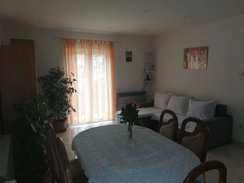 Apartments Šantić