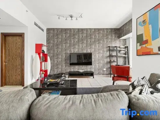 3BR + Maid | Retro Style | Burj Khalifa View