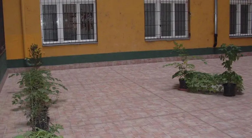 Hercegprimás hostel and apartment