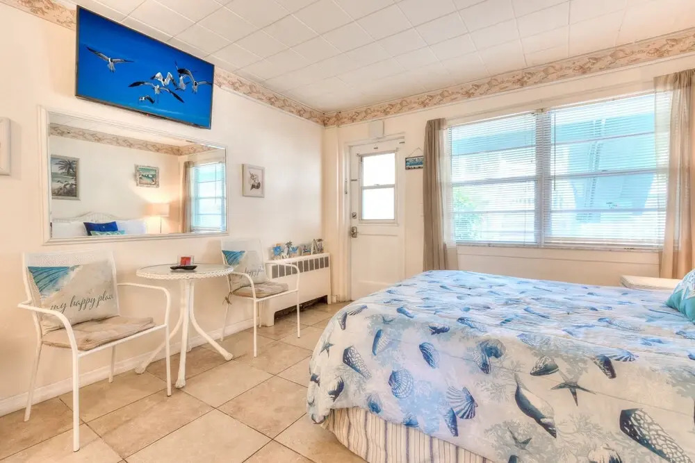 Tropic Terrace #16 - Beachfront Rental Studio Bedroom Home by Redawning