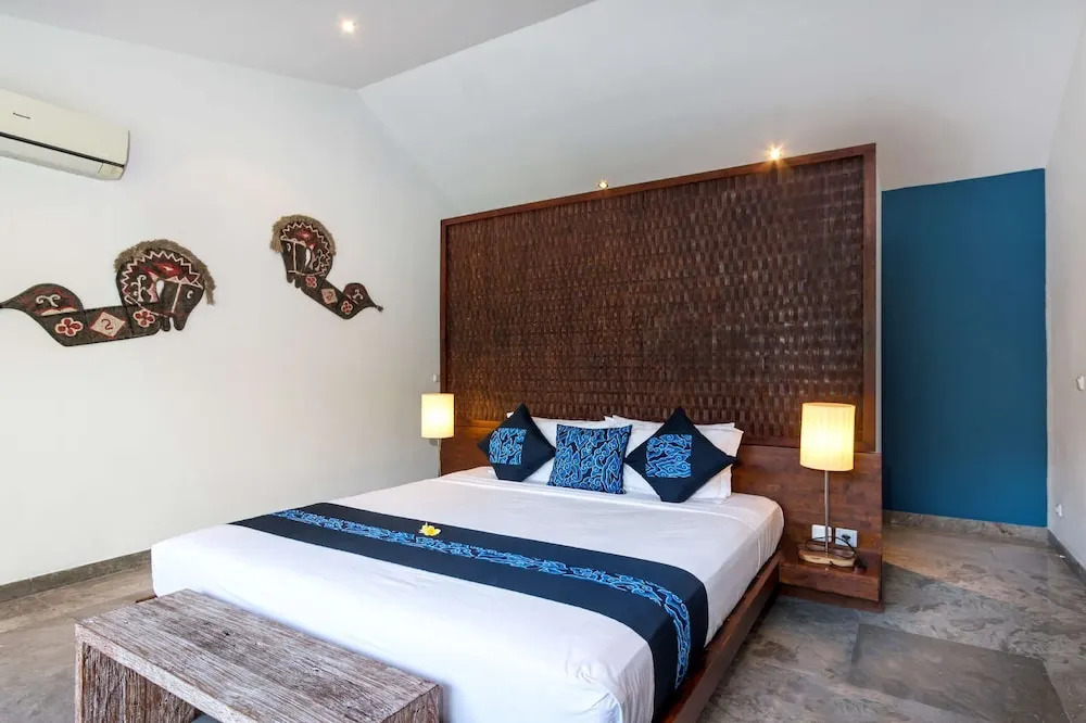 Bali Villa Near the Beach, 2080