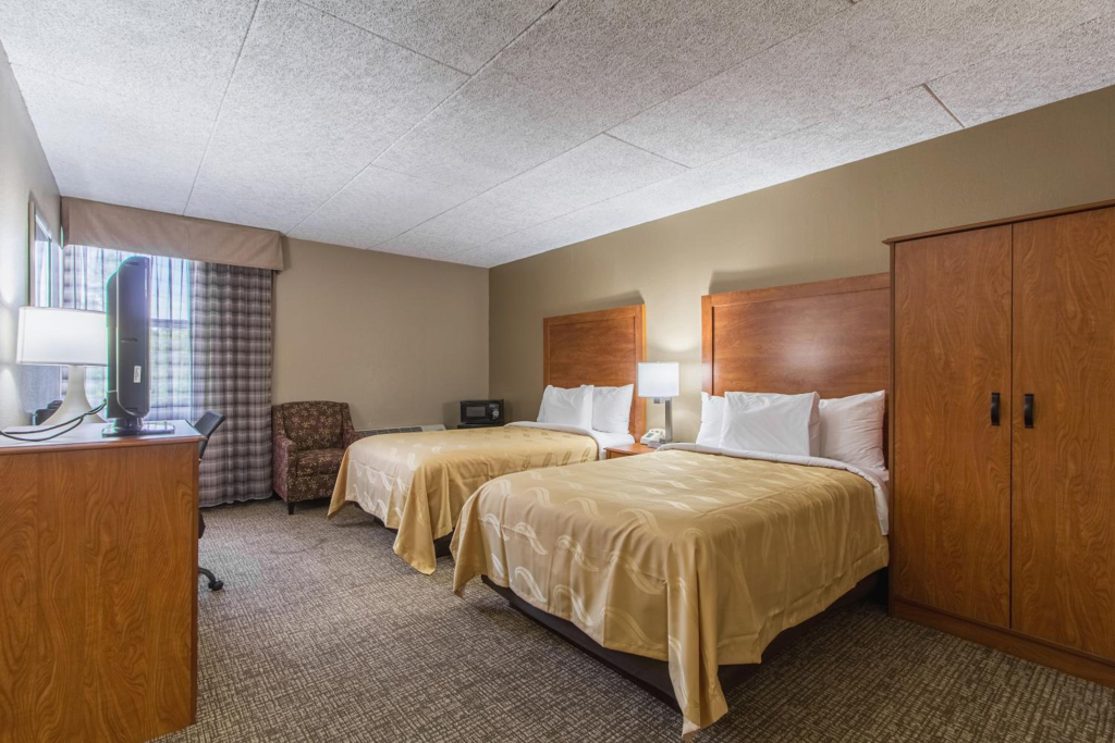 GreenRidge Hotel