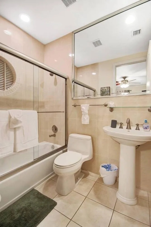 Walk to Beach Spacious Estate with Hot Tub & Game Room
