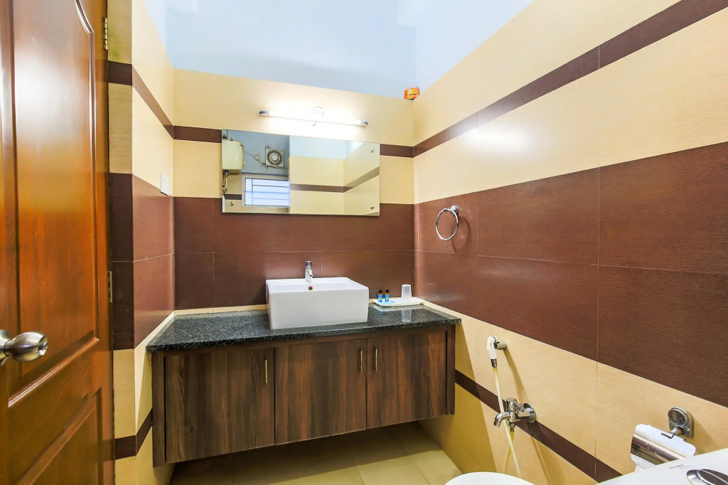 FabHotel Yesmark I