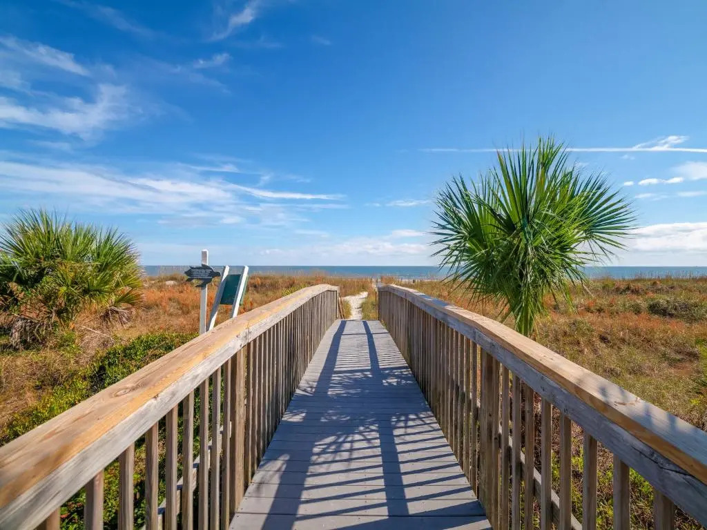 Beach & Tennis Admirals Row 105, Ocean Front, 1 Bedroom, 2 Pools, Tennis