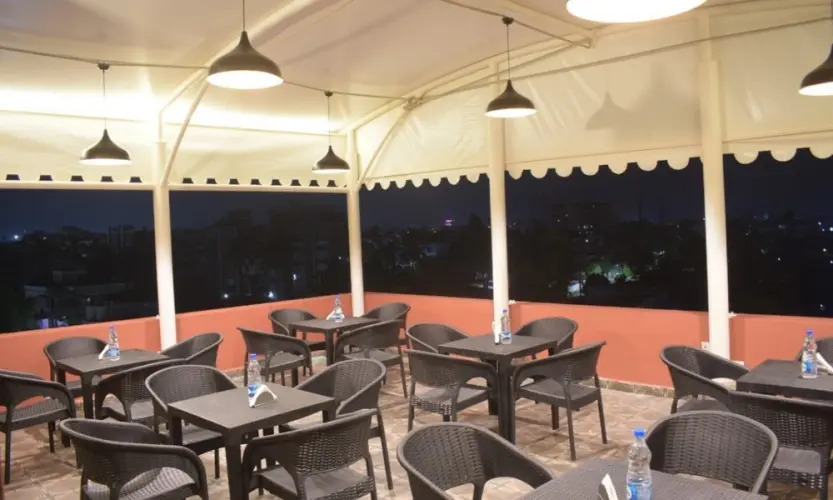Goroomgo Royal Crown Puri