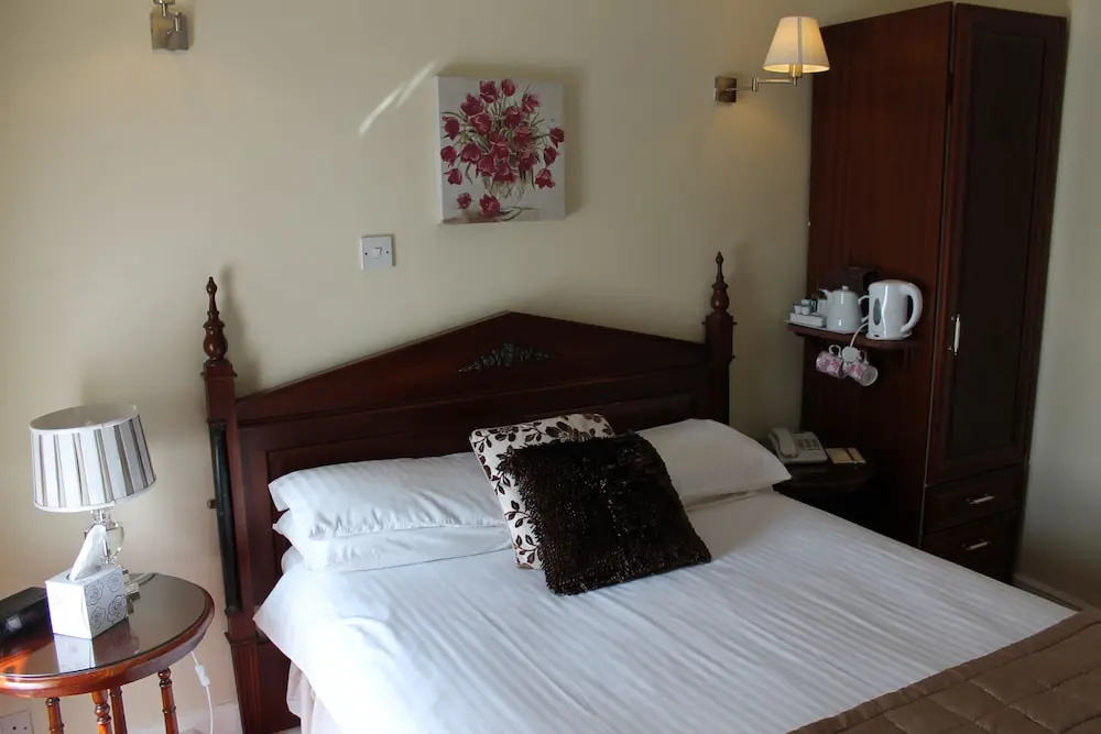 Longview Hotel
