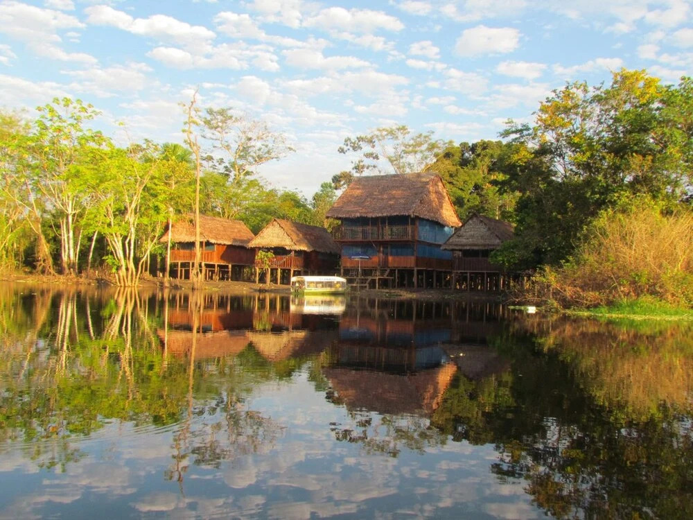 Yaku Amazon Lodge & Expeditions