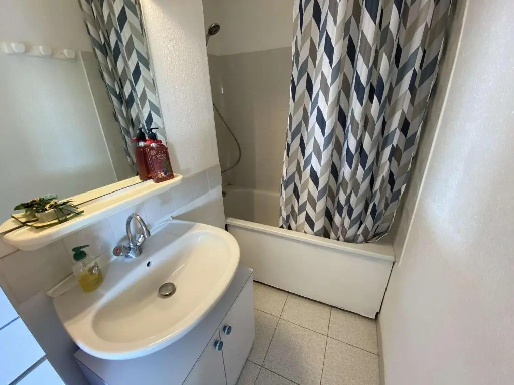 Appartement Le Grau-du-Roi, 3 pièces, 5 personnes - FR-1-250-237