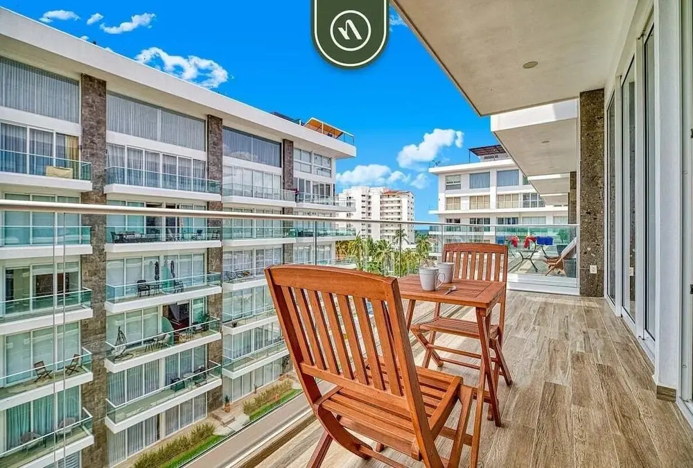 2BR Condo With Private Balcony - Padel Court