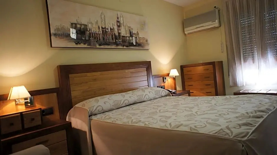 Hotel Puente Romano