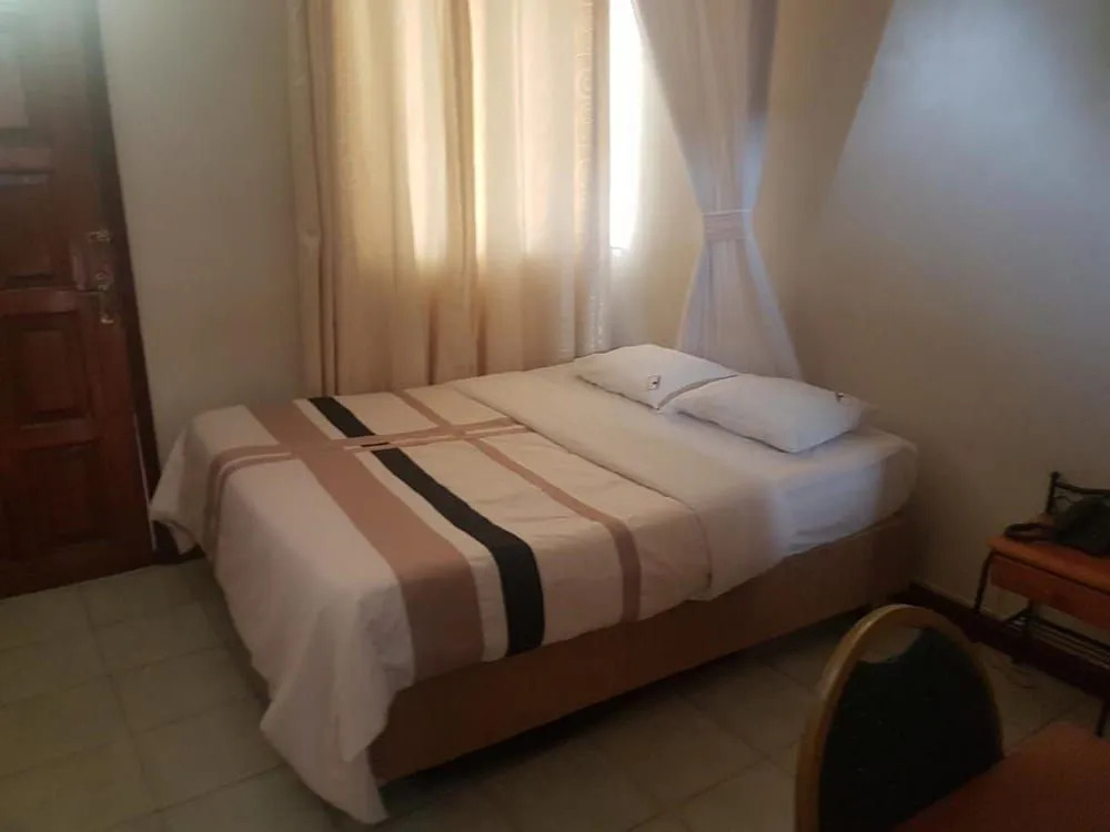 Whirl Spring Hotel