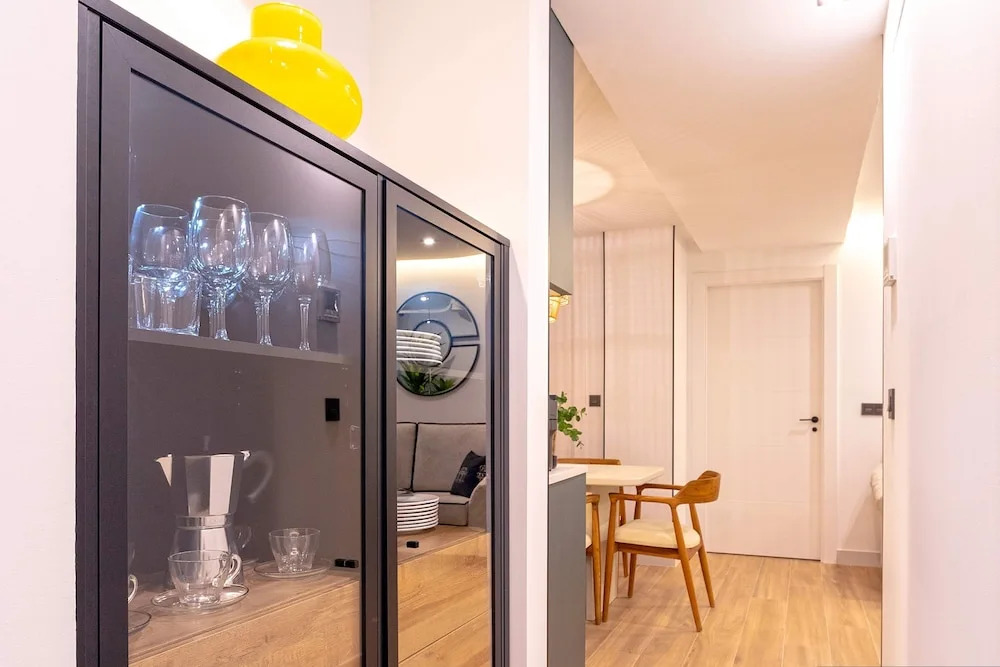 Exclusive Apartment in Granada Center Alhondiga II