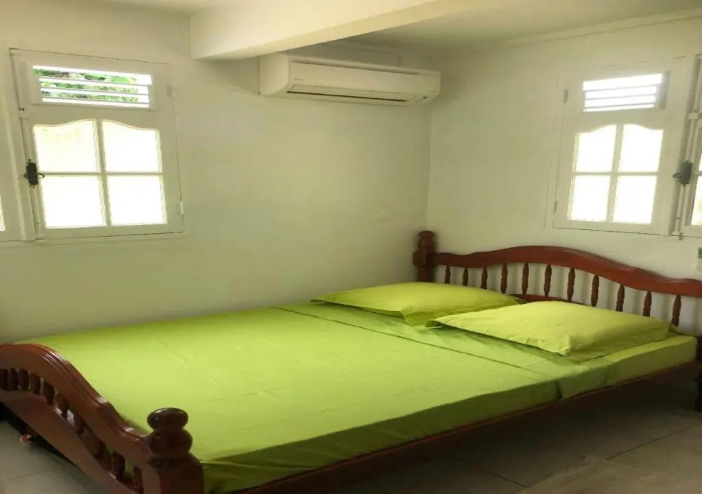 Location D'un Studio (Adults Only)