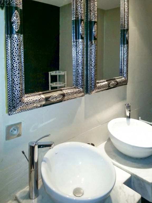 Spacious, 2-bedroom Apartment With Swimming Pool Access and Balcony in