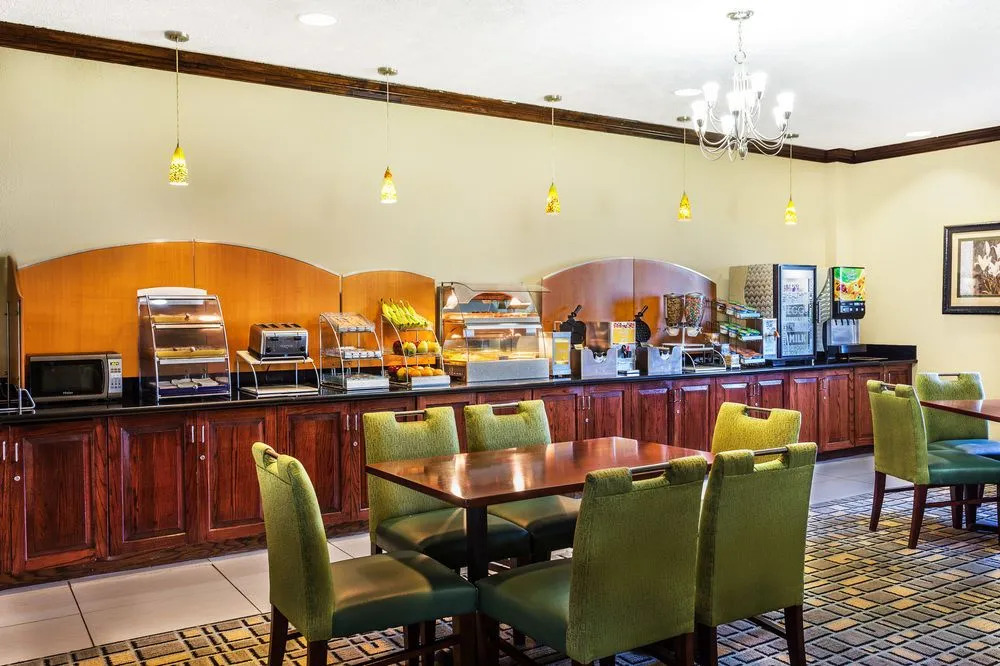Holiday Inn Express South Boston