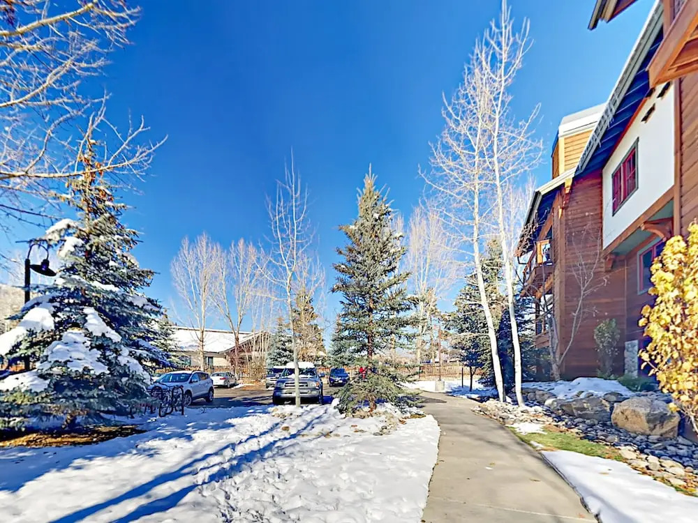 Ore House Condo #206 3 Bedrooms 3 Bathrooms Condo