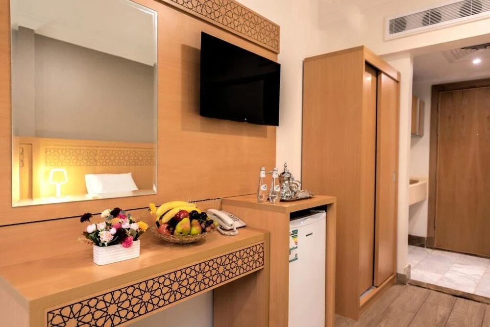 Borj Akhir Hotel