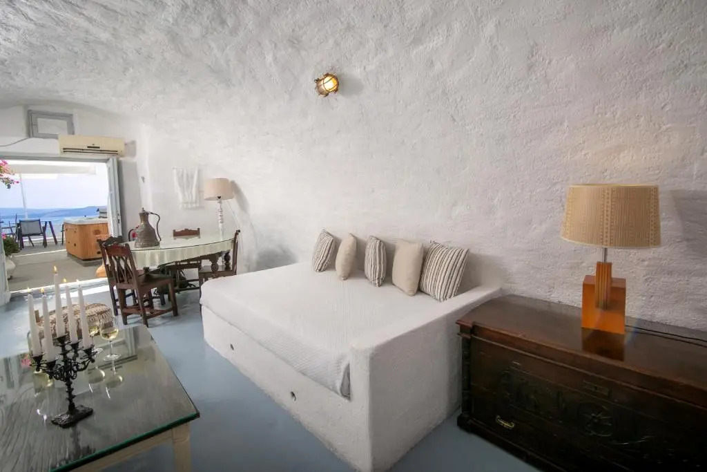 Alexanders Suites