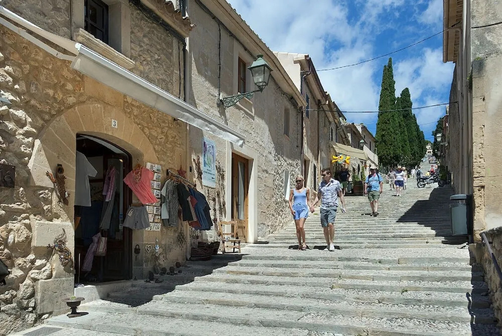 Owl Booking Villa El Campet - Rustic Stay
